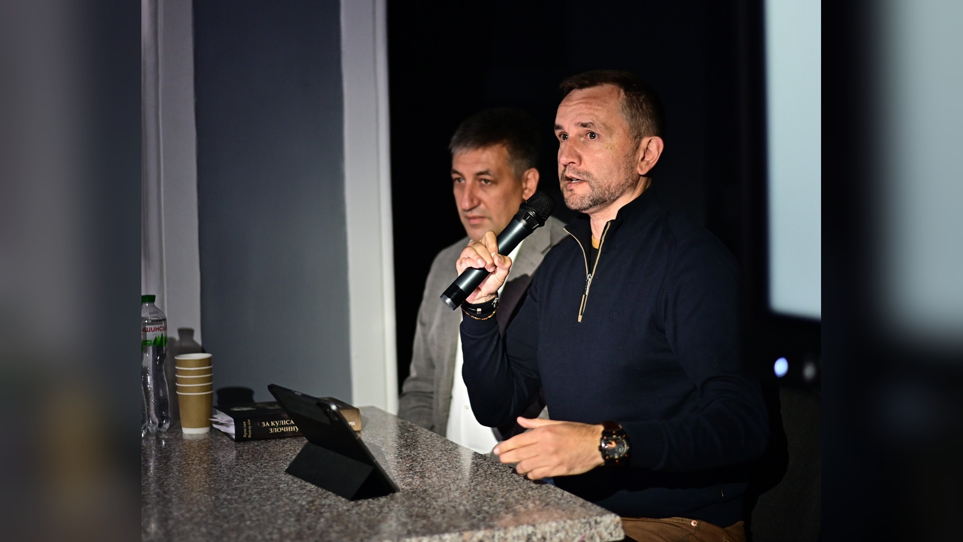 Спікери обговорюють книгу «За кулісами злочину. Вбивство Симона Петлюри» в Національному музеї історії України