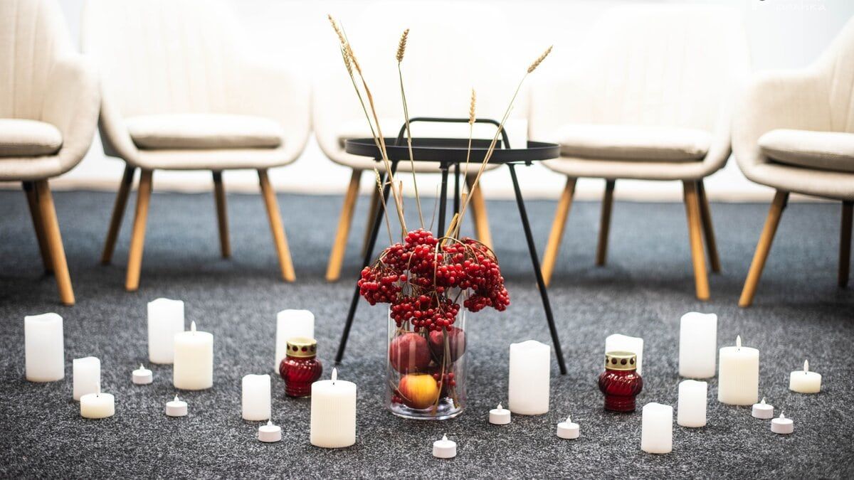 Публічна дискусія — Свічка пам’яті»: історично-мистецький діалог до Дня пам’яті